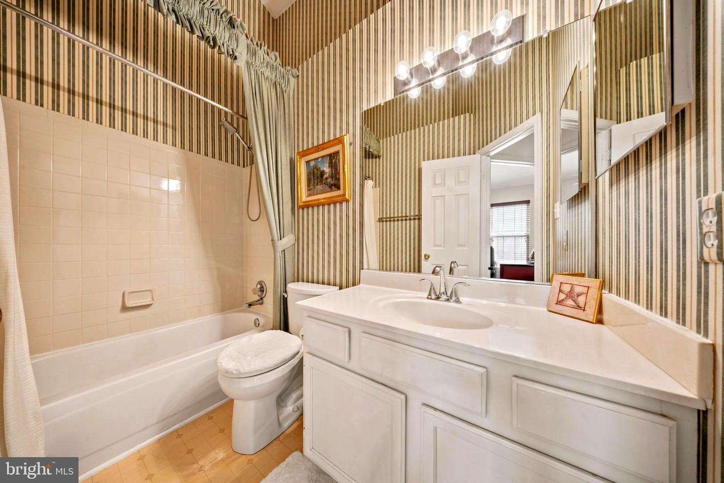 20303 Battery Bend Pl Property Photo 28
