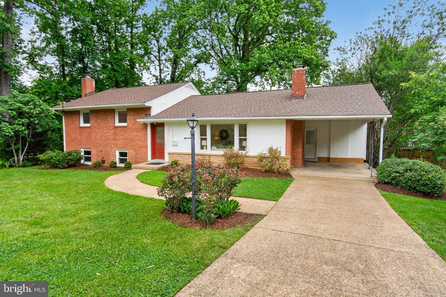 5701 Radnor Ct Property Photo 3