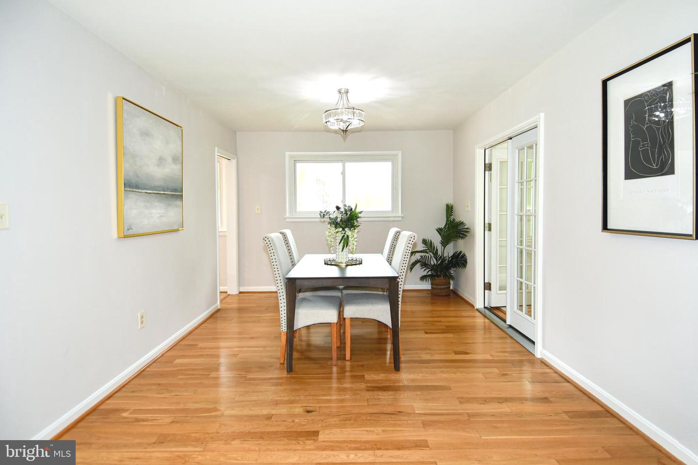 5701 Radnor Ct Property Photo 9