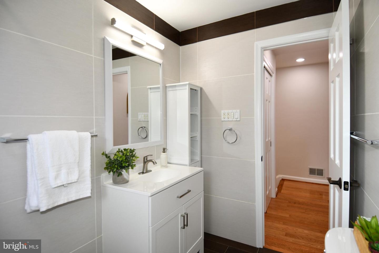 5701 Radnor Ct Property Photo 27