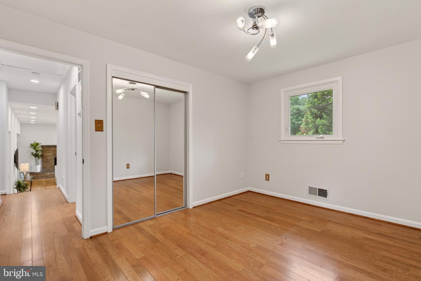 5701 Radnor Ct Property Photo 29