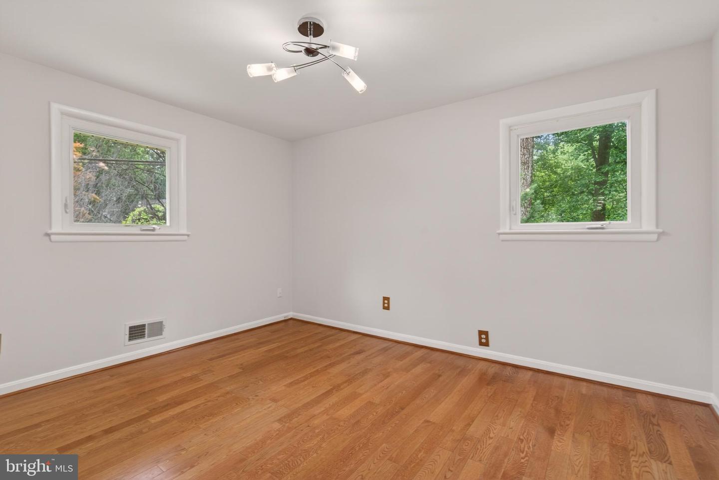 5701 Radnor Ct Property Photo 31