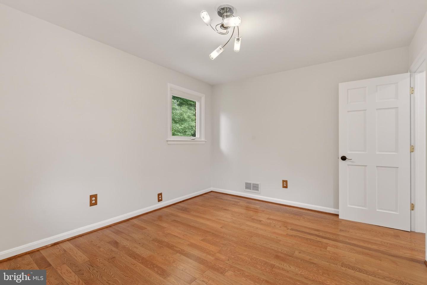 5701 Radnor Ct Property Photo 32