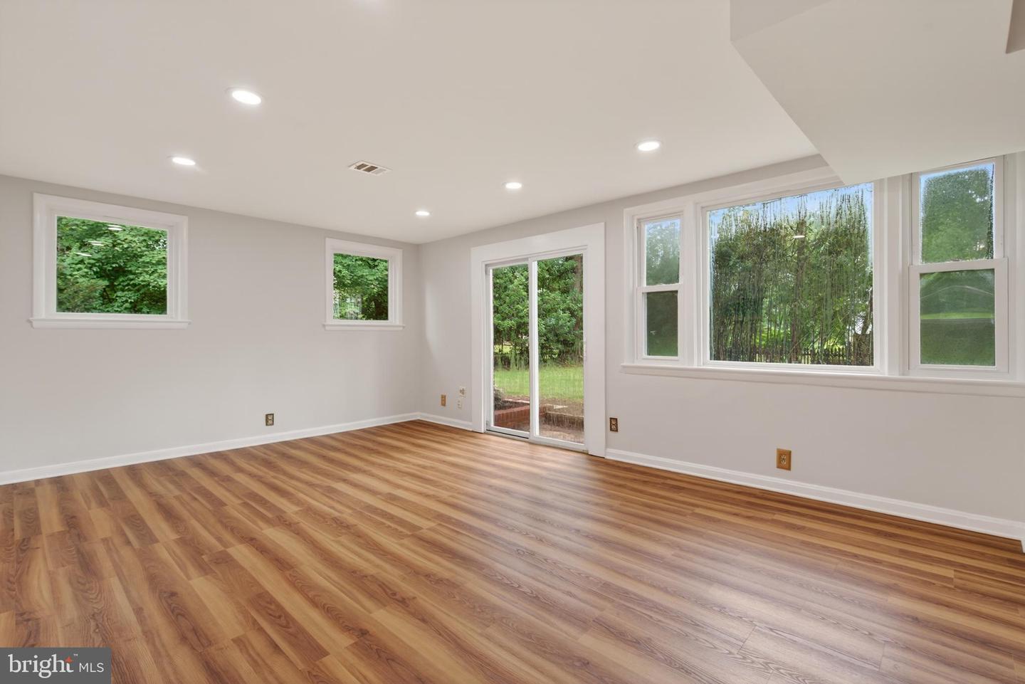 5701 Radnor Ct Property Photo 34