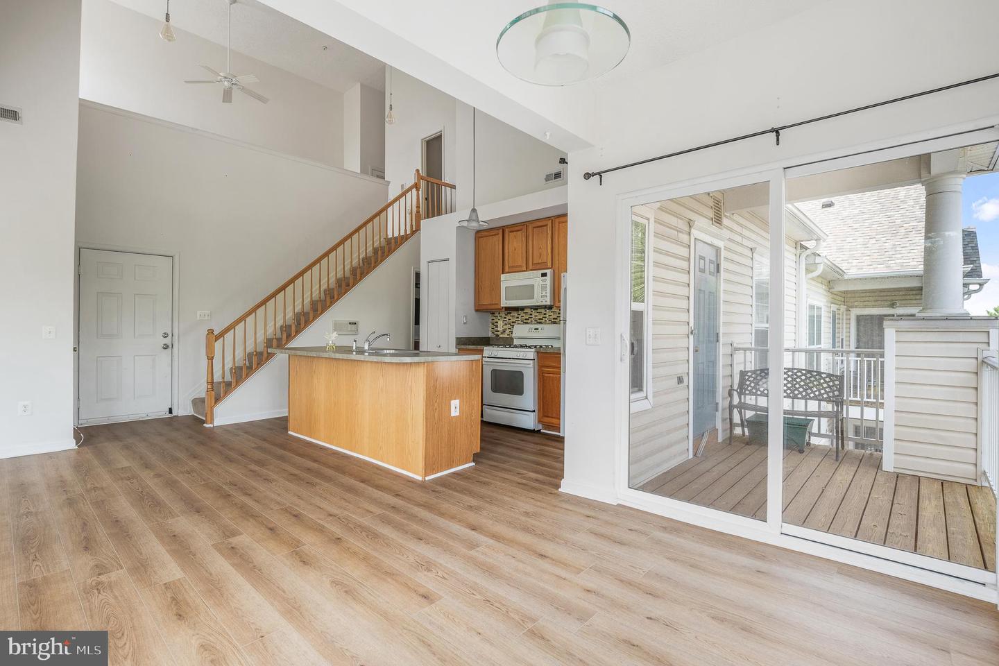 9810 Feathertree Ter #21 Property Photo 11