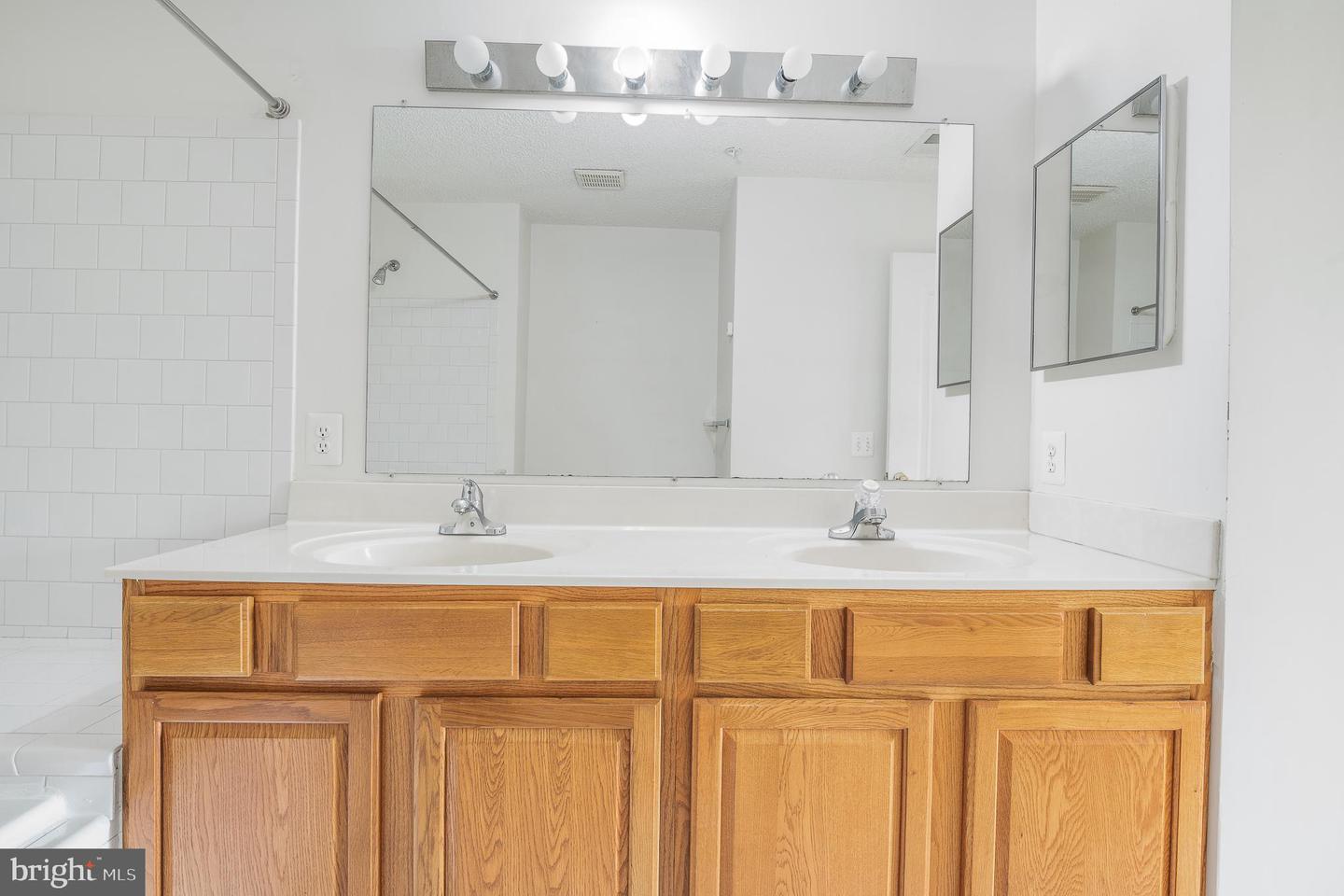 9810 Feathertree Ter #21 Property Photo 19