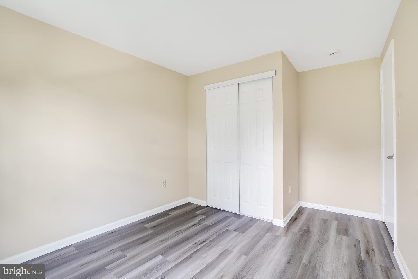 3121 Benton Square Dr Property Photo 26
