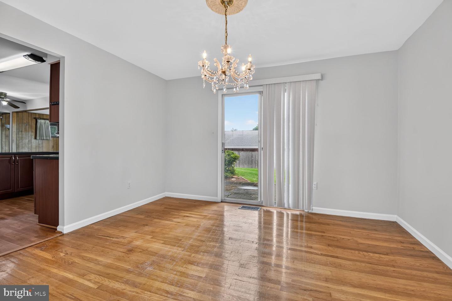 7905 Ivymount Ter Property Photo 4