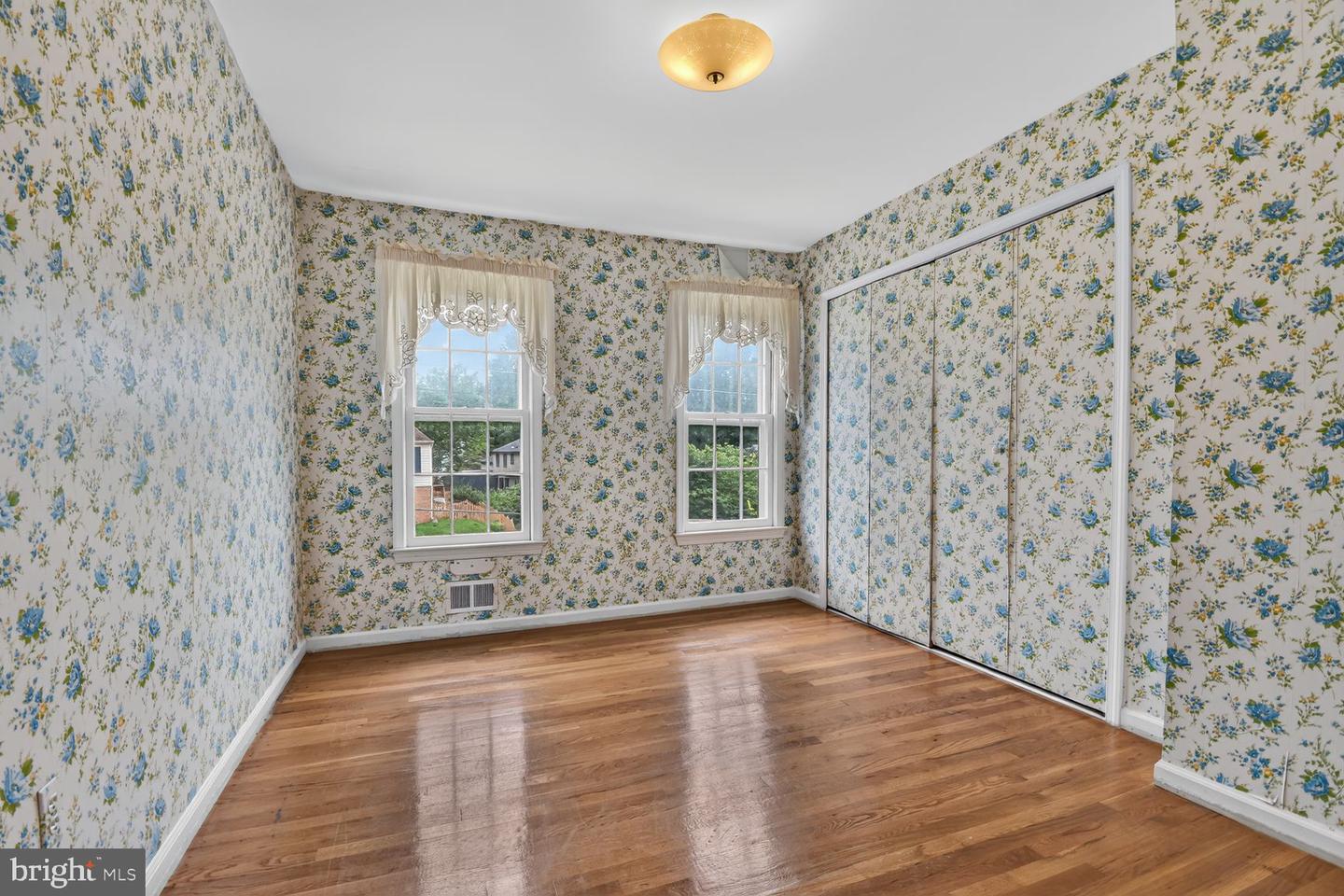 7905 Ivymount Ter Property Photo 10