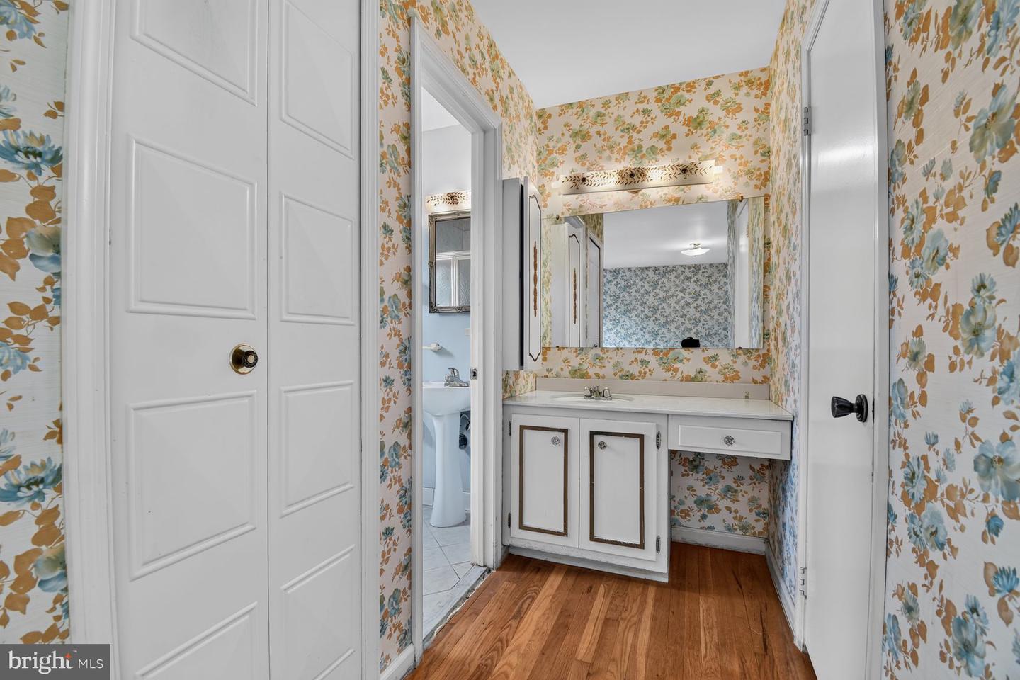 7905 Ivymount Ter Property Photo 15