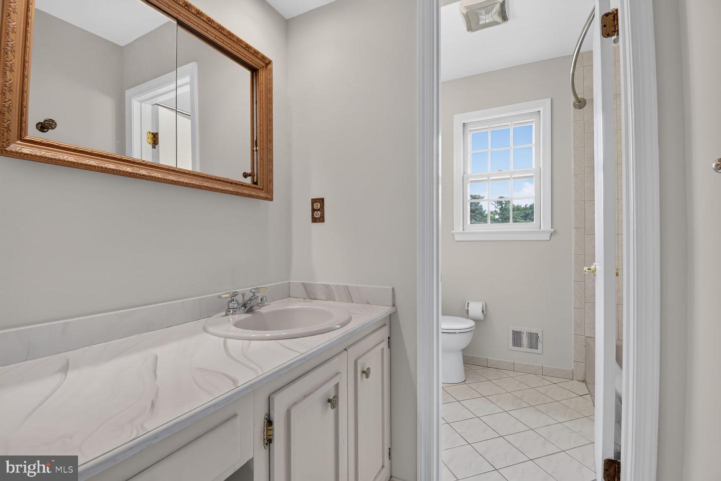 7905 Ivymount Ter Property Photo 16