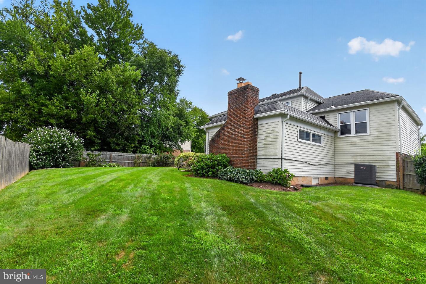 7905 Ivymount Ter Property Photo 23