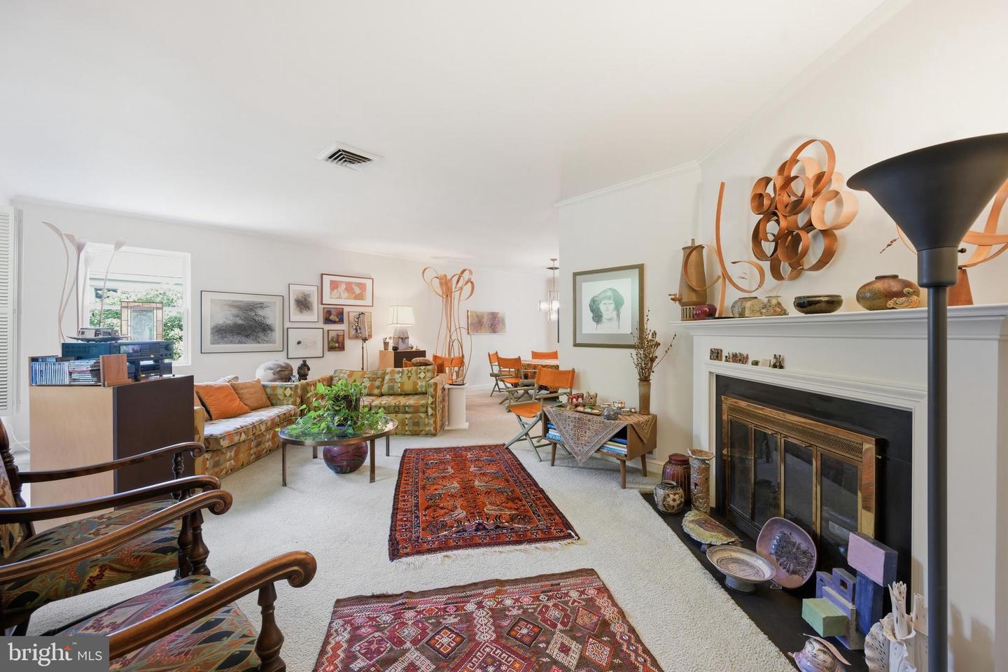 5515 Trent St Property Photo 4