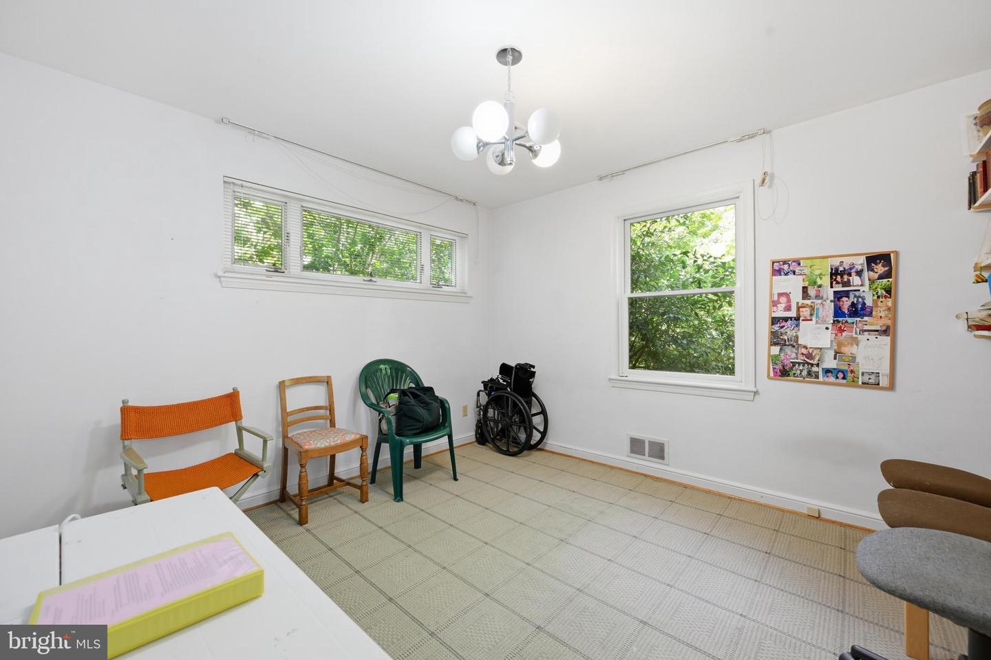 5515 Trent St Property Photo 15