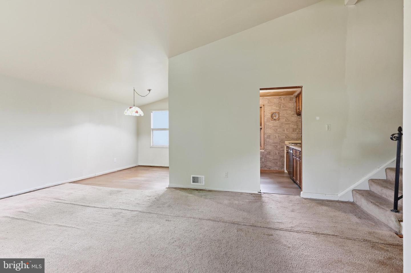 13010 Matey Rd Property Photo 4