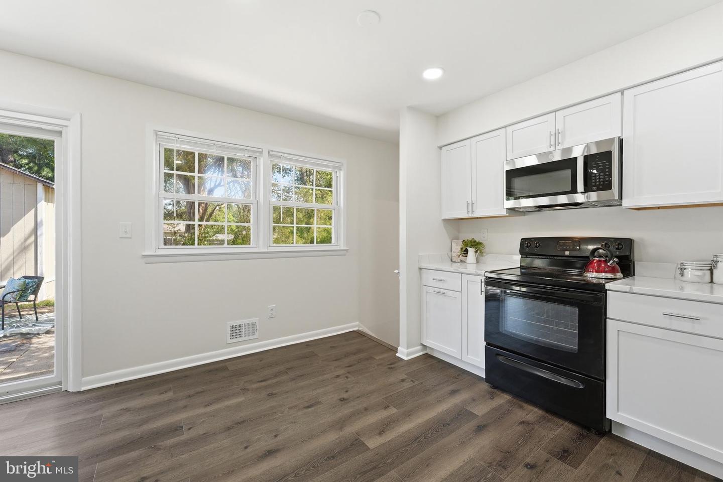 1105 Chiswell Ln Property Photo 21