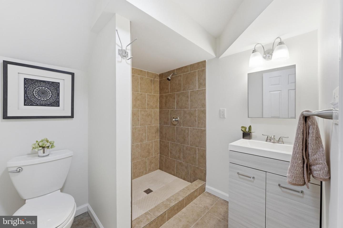 1105 Chiswell Ln Property Photo 47