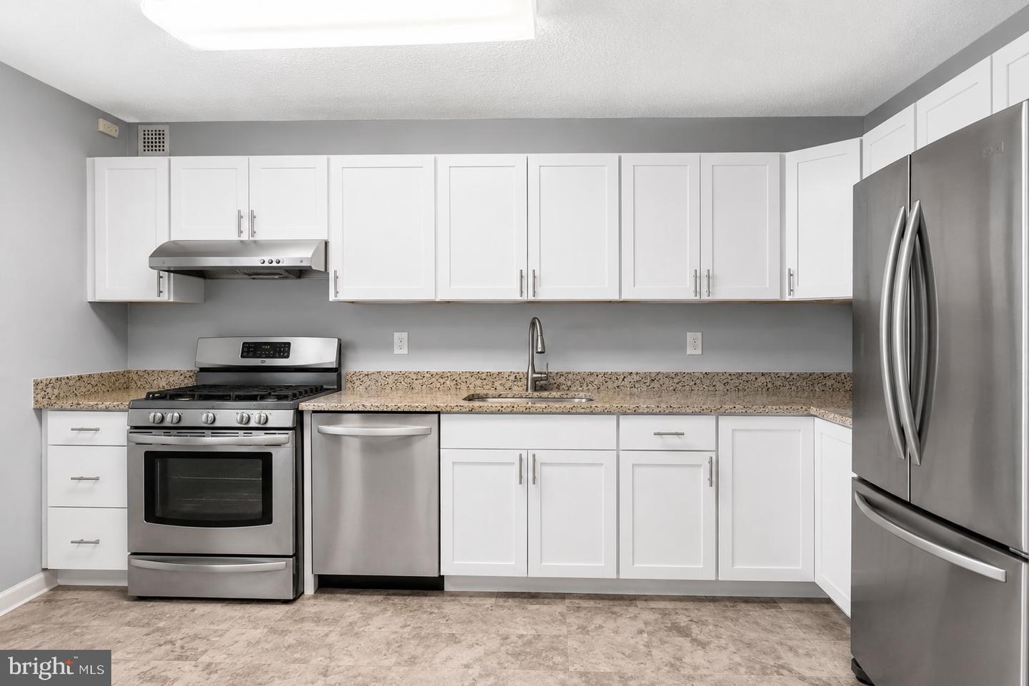 11801 Rockville Pike #1513 Property Photo 8
