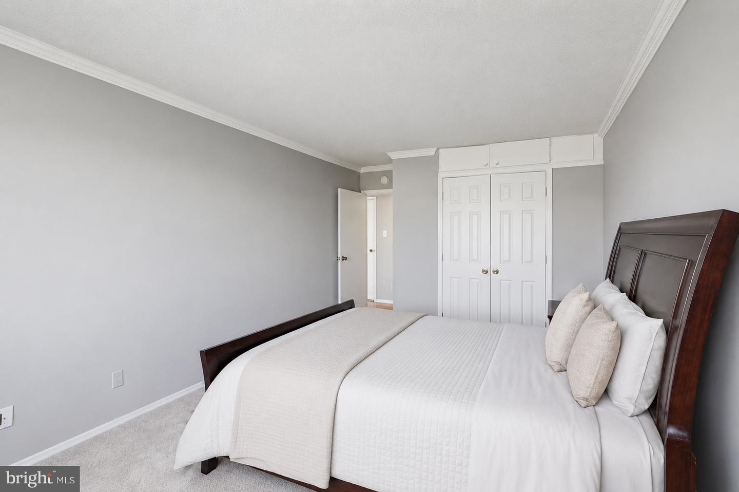 11801 Rockville Pike #1513 Property Photo 9