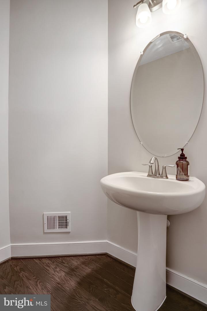 583 Shorthorn Way Property Photo 38