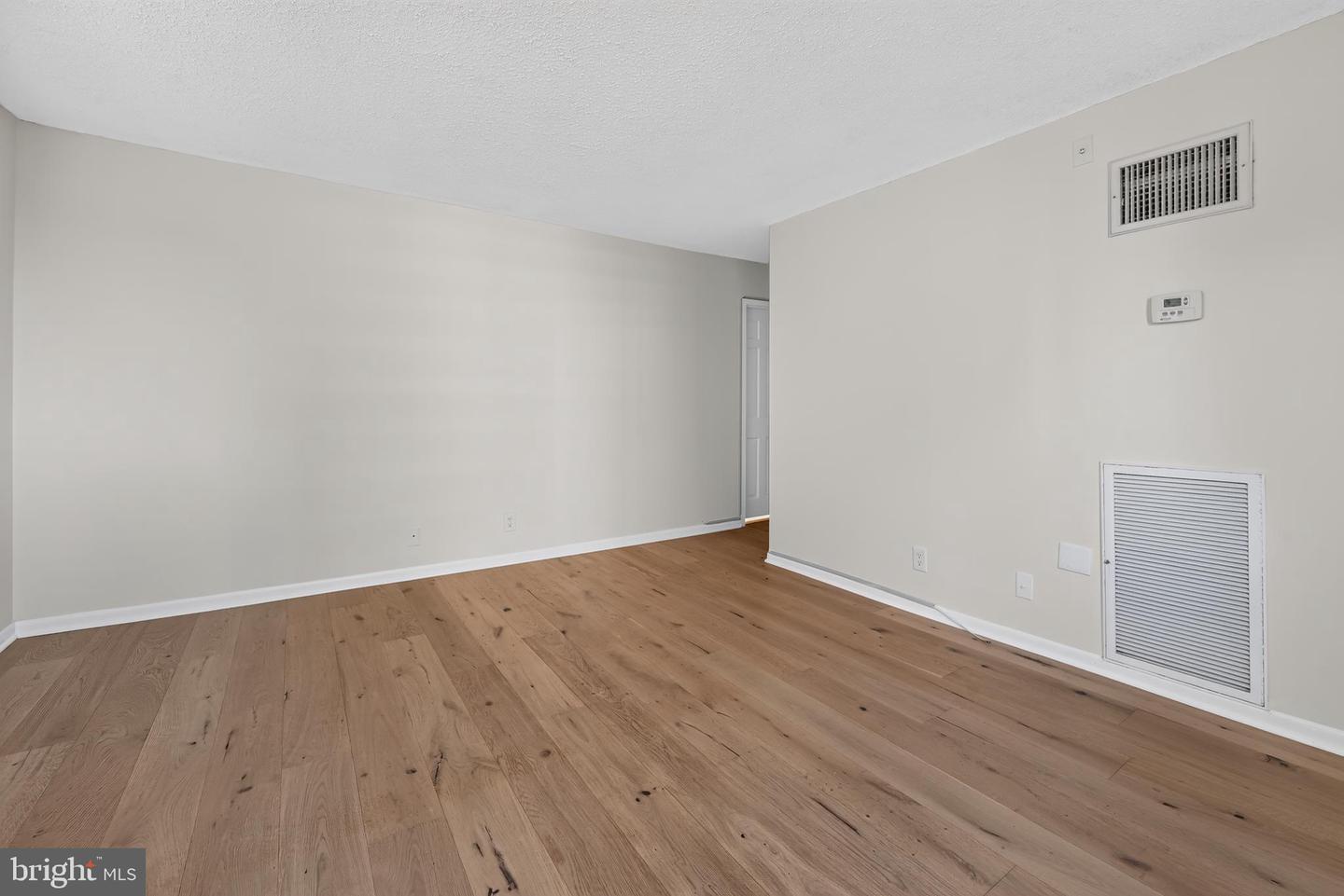 4601 Park Ave N #814p Property Photo 14