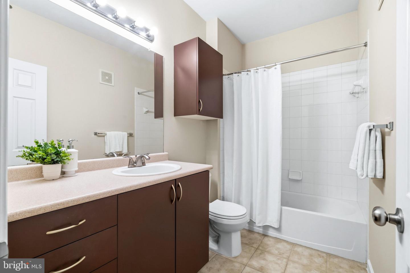 19623 Galway Bay Cir #403 Property Photo 21