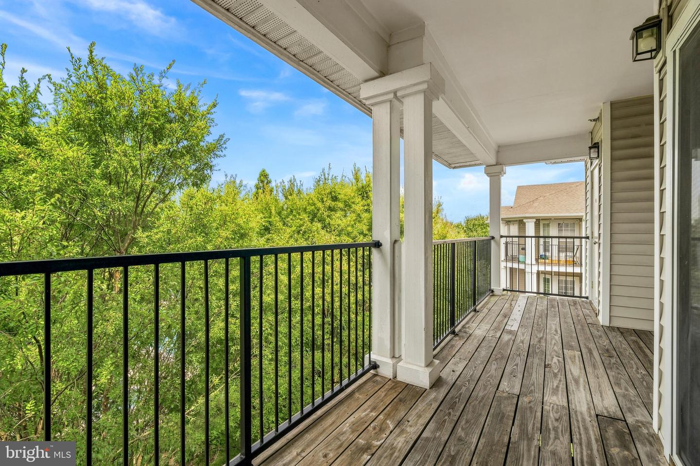 19623 Galway Bay Cir #403 Property Photo 22