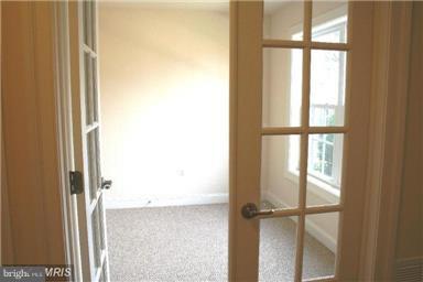 688 Pullman Pl Property Photo 2