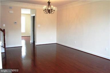688 Pullman Pl Property Photo 10