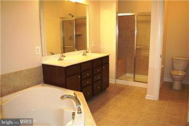 688 Pullman Pl Property Photo 12