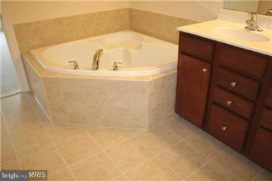 688 Pullman Pl Property Photo 14