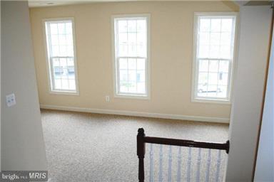 688 Pullman Pl Property Photo 17
