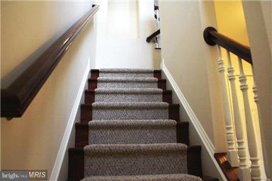 688 Pullman Pl Property Photo 22
