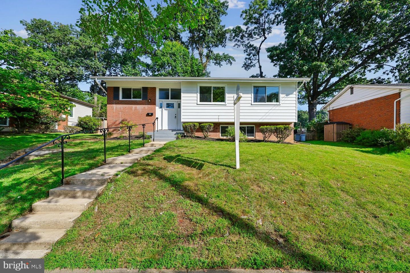 901 Malta Ln Property Photo 1