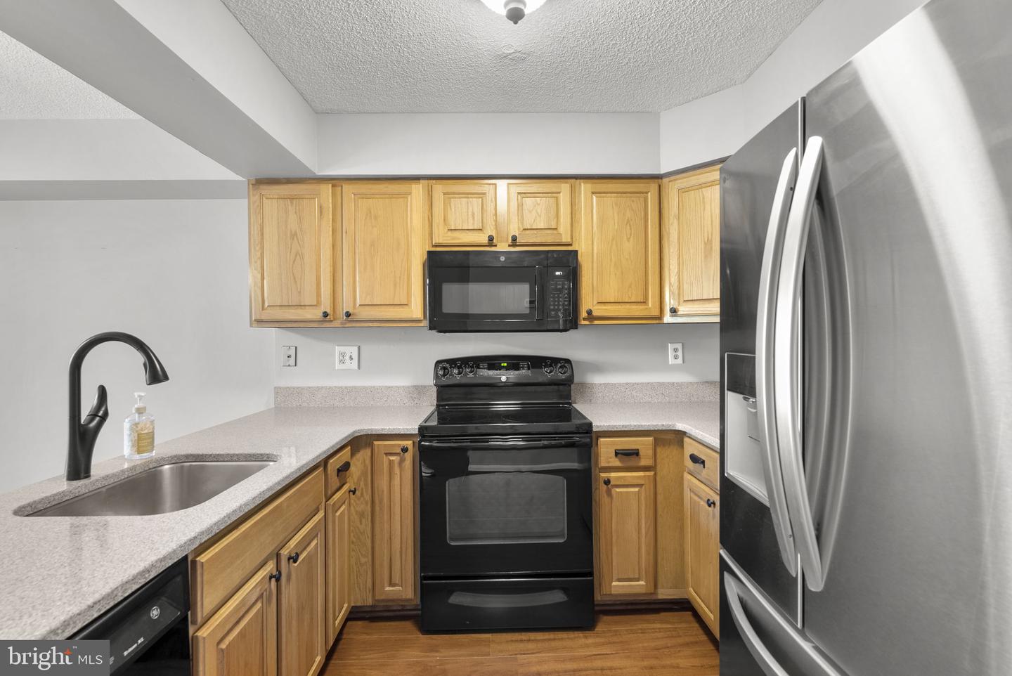 18249 Leman Lake Dr #607b Property Photo 8