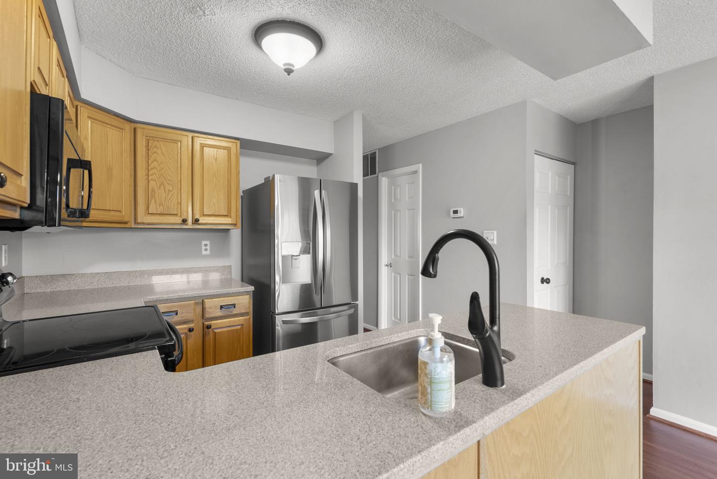 18249 Leman Lake Dr #607b Property Photo 10