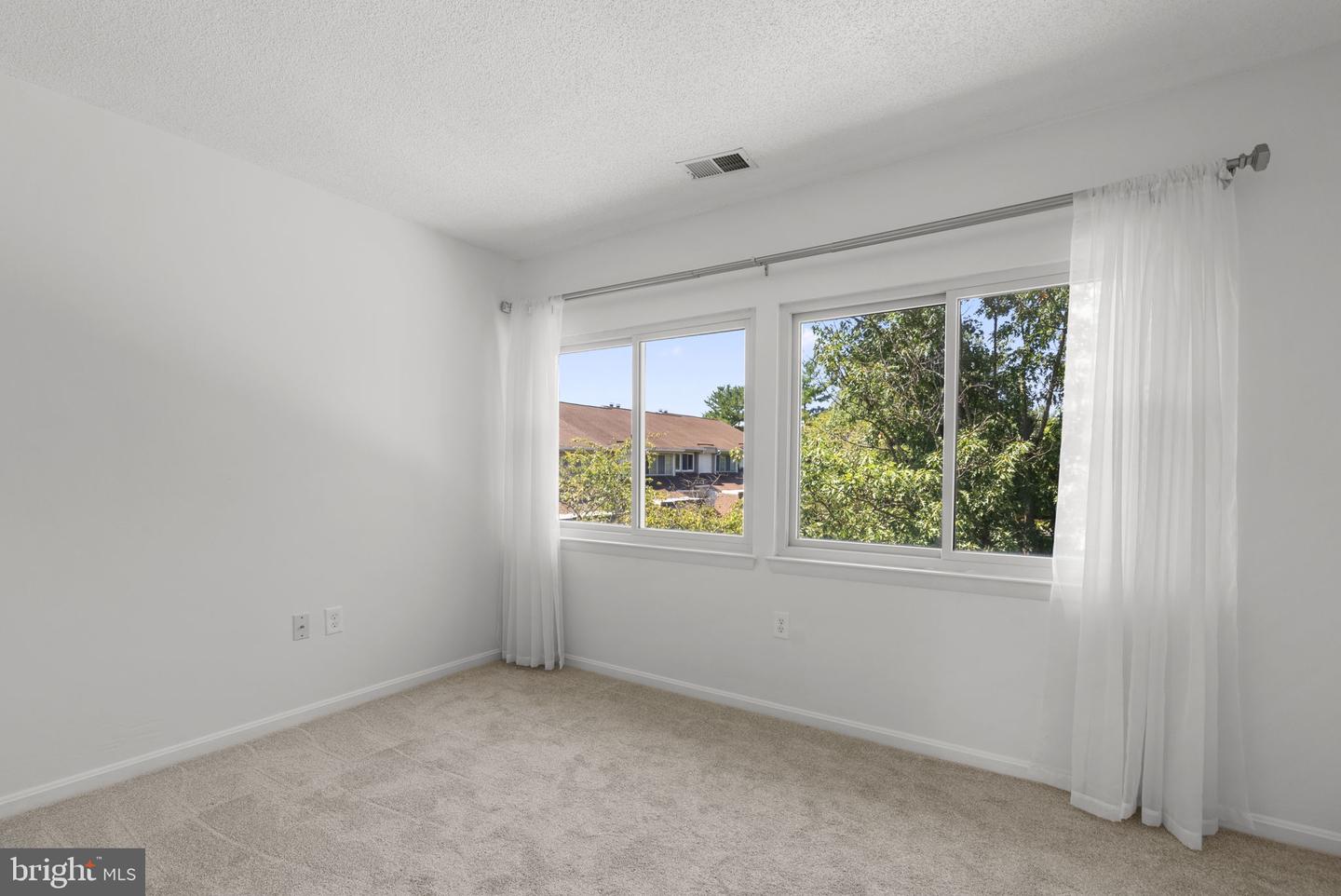 18249 Leman Lake Dr #607b Property Photo 21