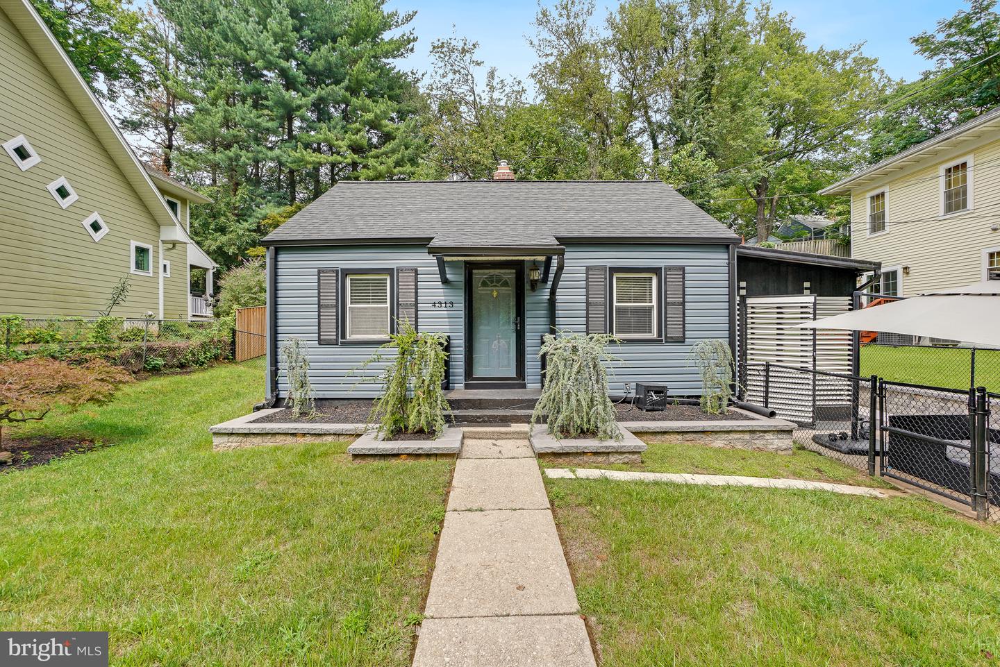 4313 Ivy Glen Rd Property Photo 1