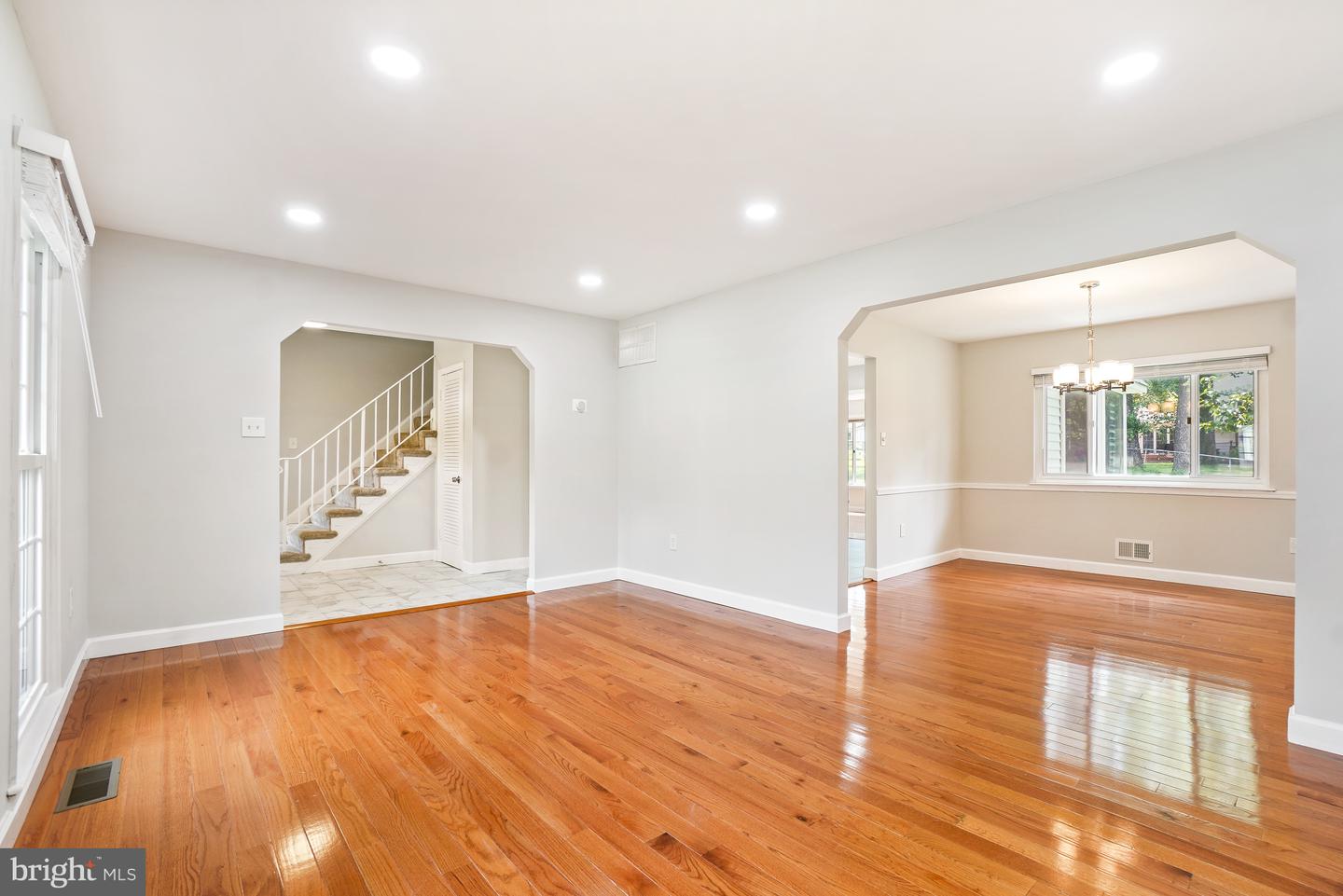 11409 Beechgrove Ln Property Photo 7