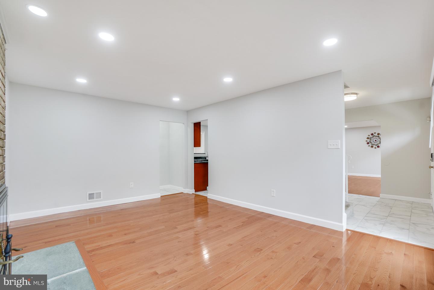 11409 Beechgrove Ln Property Photo 14