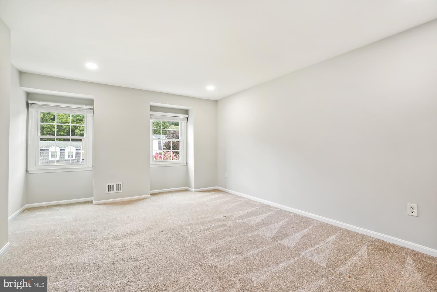 11409 Beechgrove Ln Property Photo 16