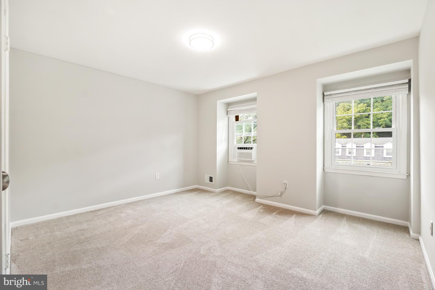 11409 Beechgrove Ln Property Photo 19
