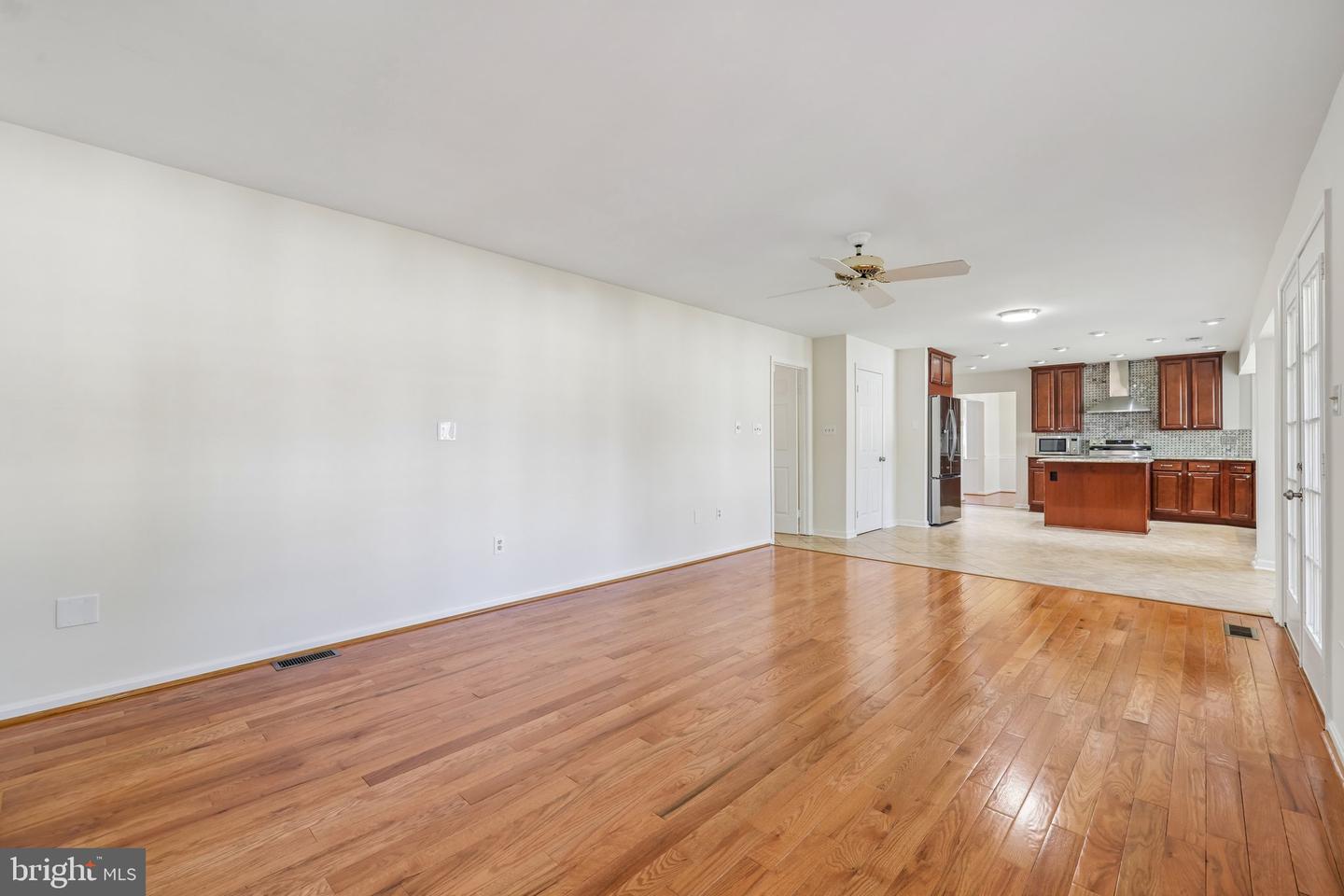 16904 Continental Ct Property Photo 18
