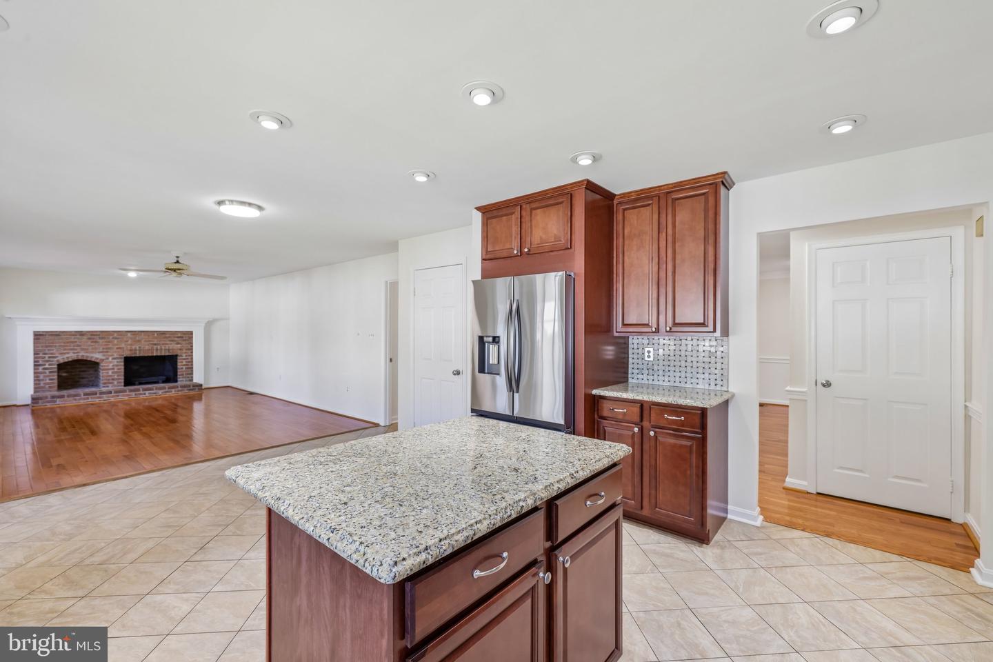 16904 Continental Ct Property Photo 27