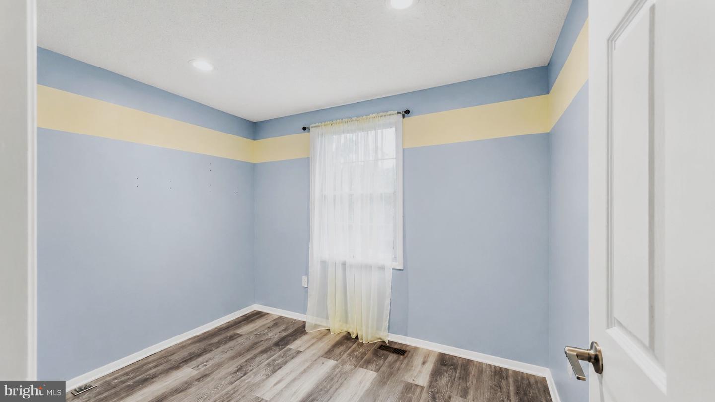 19105 Willow Spring Dr Property Photo 13