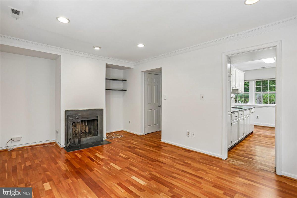 4930 BRADLEY BLVD Property Photo 1