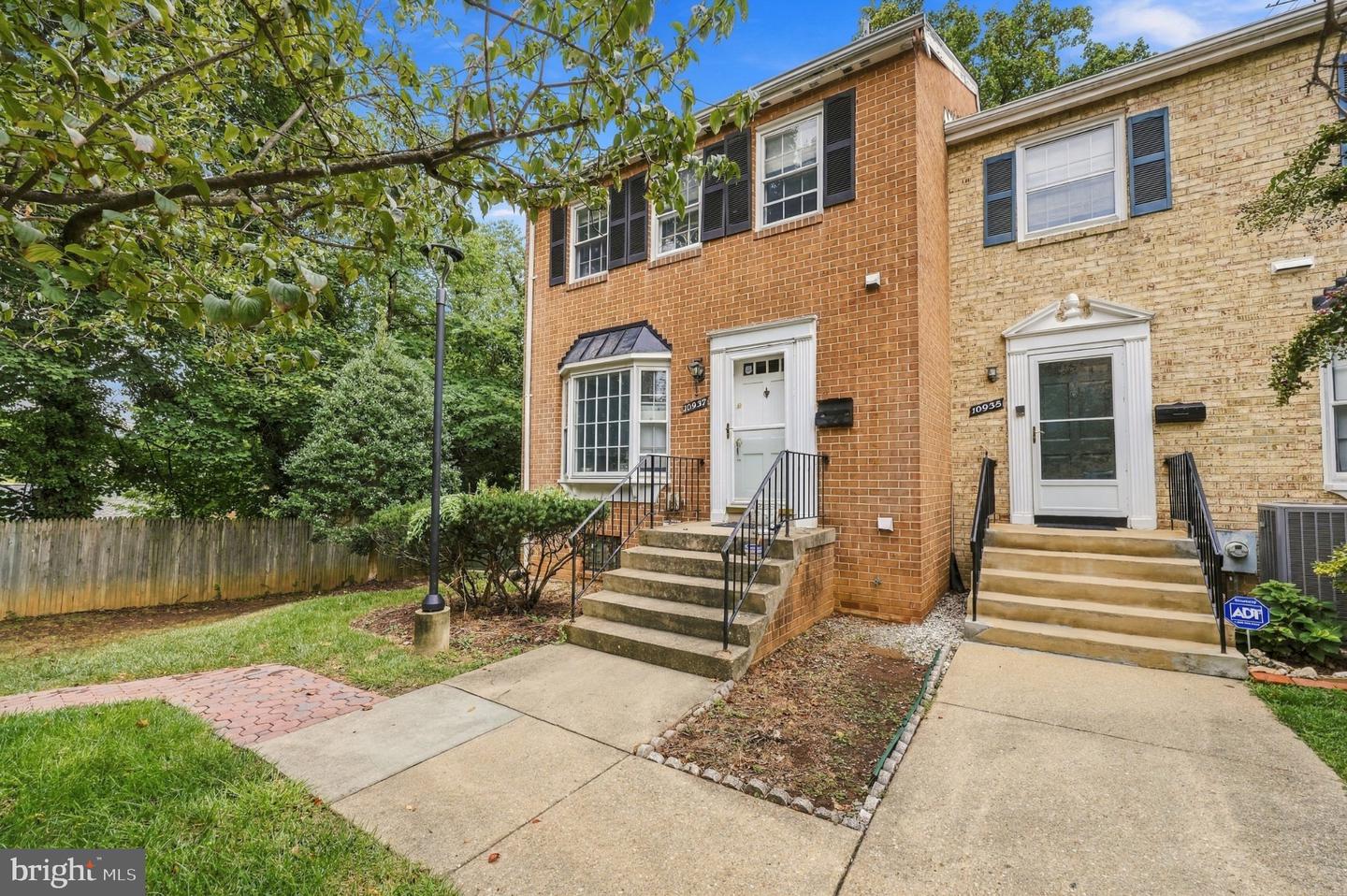 10937 Amherst Ave #8 Property Photo 1