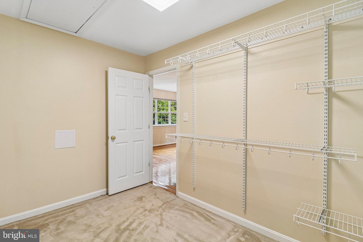 18428 Crownsgate Cir Property Photo 44