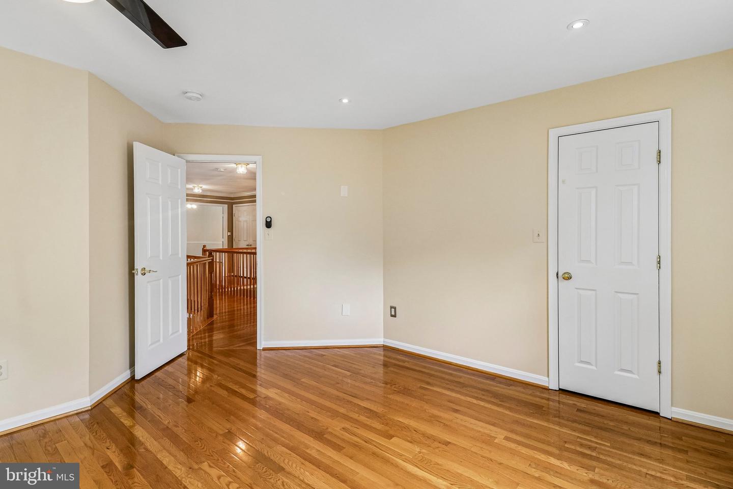 18428 Crownsgate Cir Property Photo 57