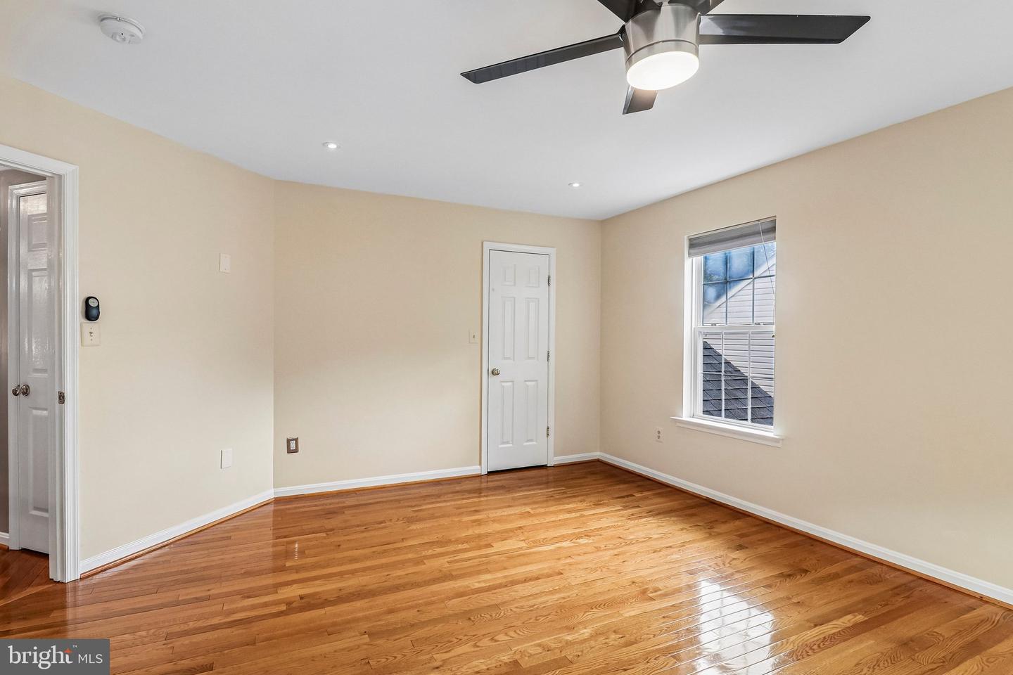 18428 Crownsgate Cir Property Photo 58